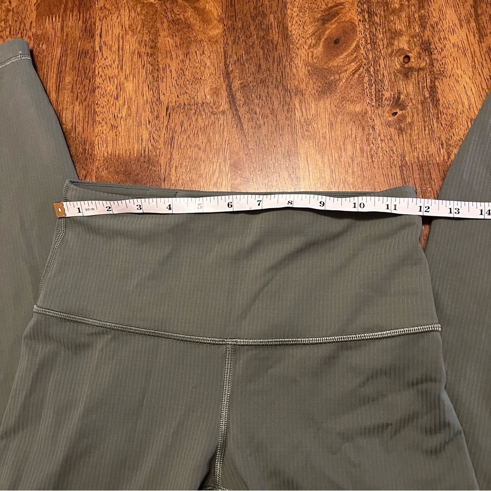 Lululemon Wunder Train High-Rise Ribbed Tight 25" in Grey Eucalyptus Size 4 - Picture 6 of 12